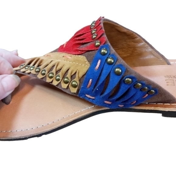 Dolce by Mojo Moxie boho southwestern Sundance flip flop sandals size 7 1/2 - Picture 2 of 8